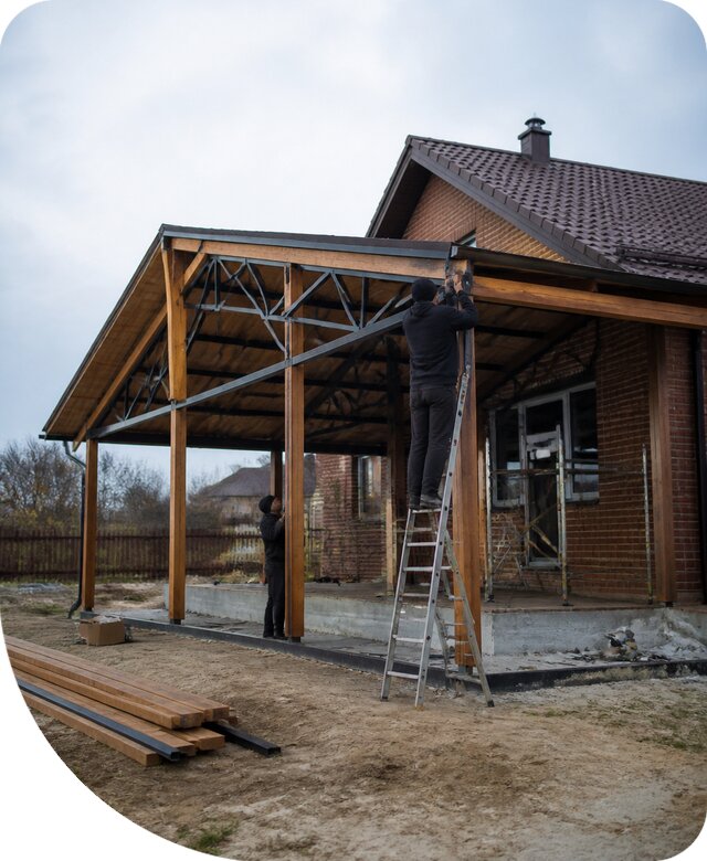 Пристройка навеса к дому и участку в Ялуторовске под ключ